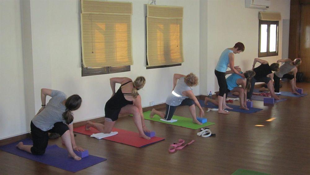 Отель Naturoville Ayurvedic And Yoga Retreat Ришикеш Экстерьер фото