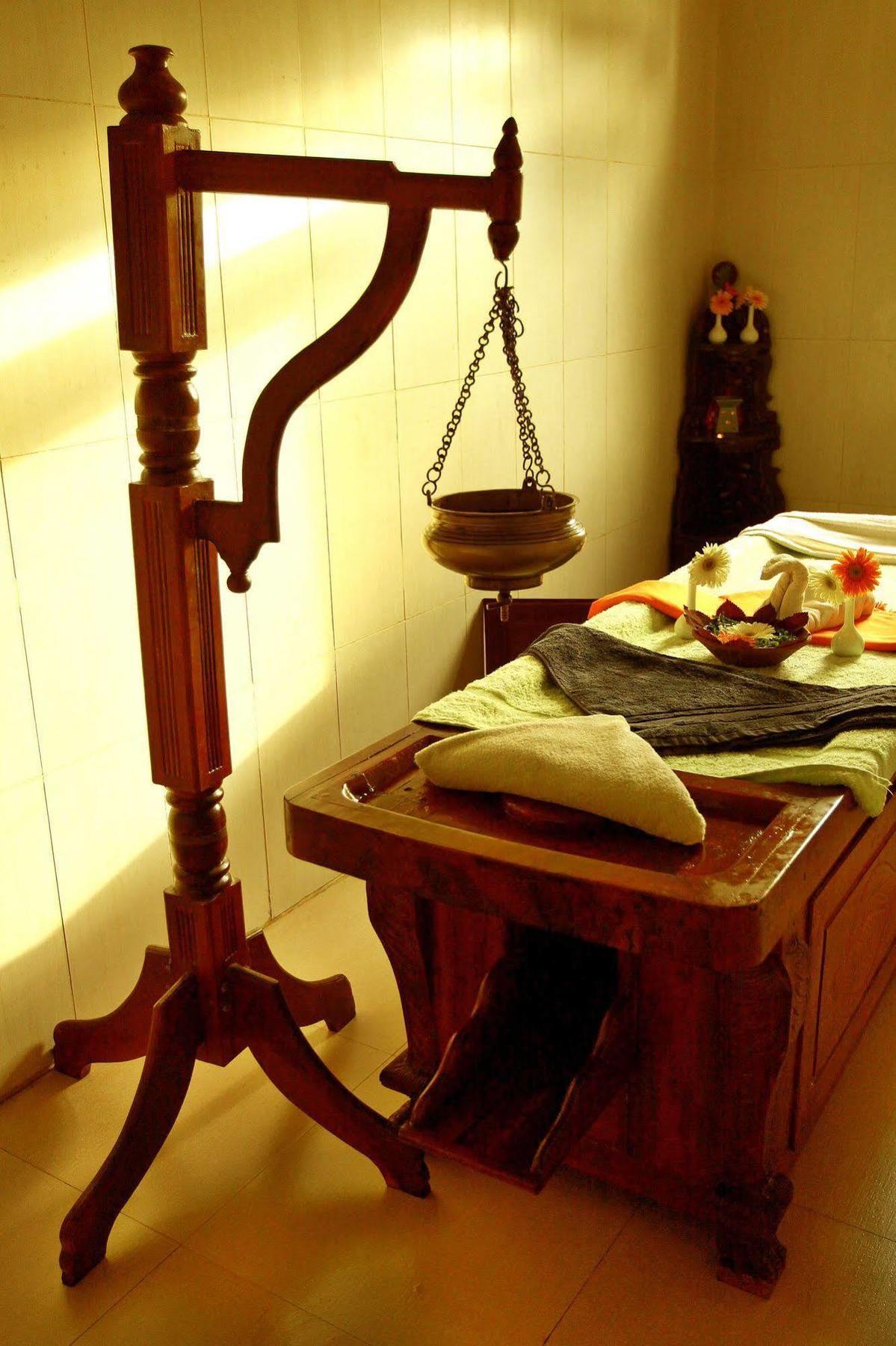 Отель Naturoville Ayurvedic And Yoga Retreat Ришикеш Экстерьер фото