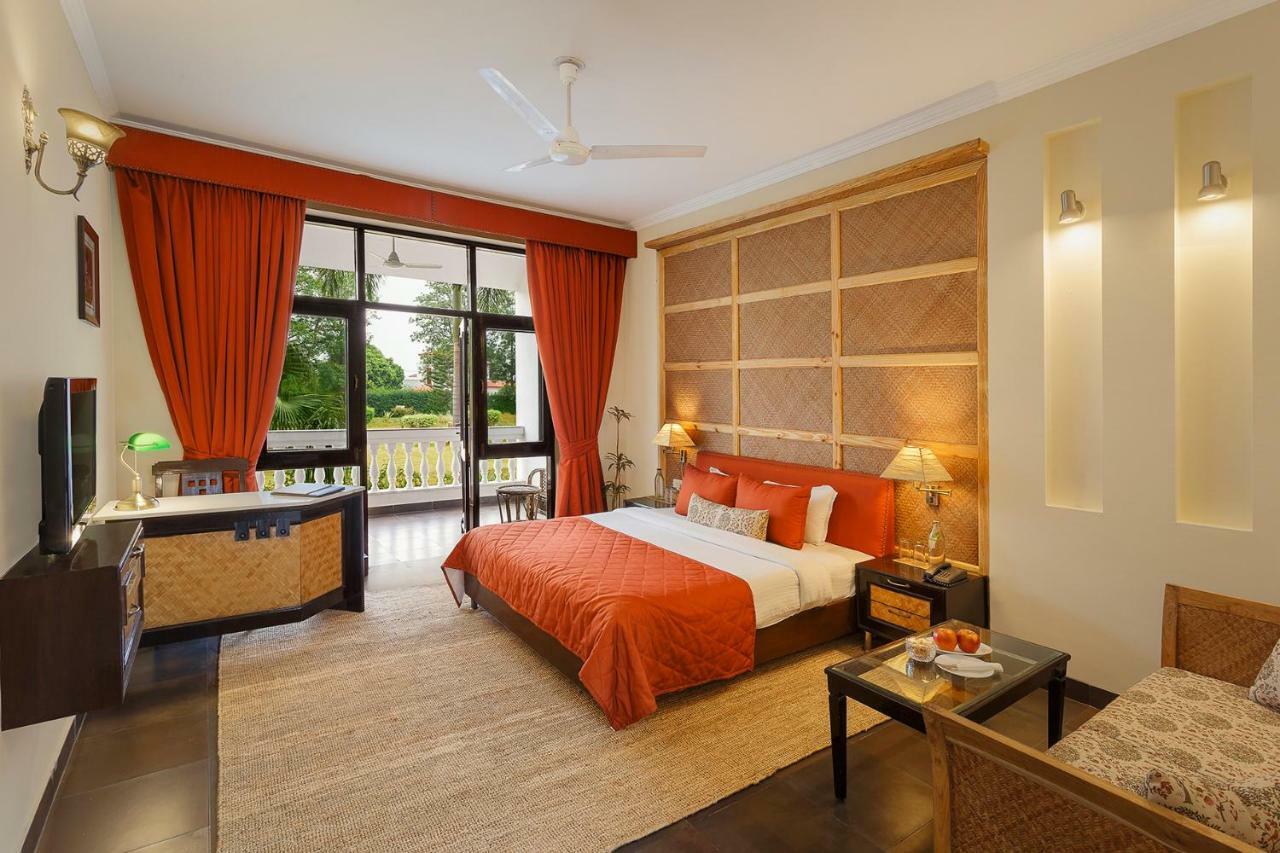 Отель Naturoville Ayurvedic And Yoga Retreat Ришикеш Экстерьер фото